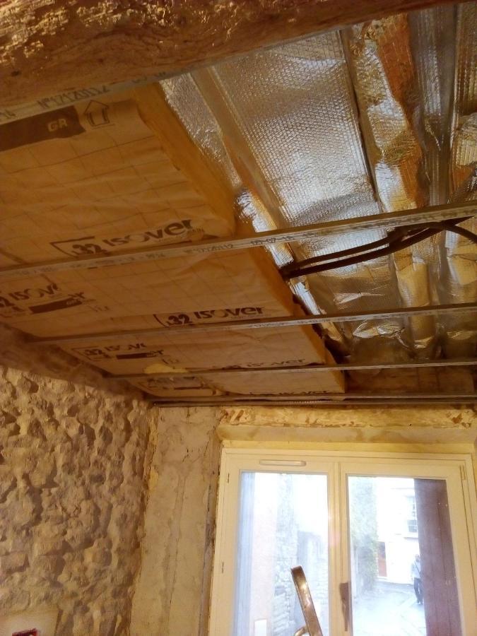 Le Petit Studio - 15 M2 - Centre Ville - Sorgue A 50 M LʼIsle-sur-la-Sorgue المظهر الخارجي الصورة