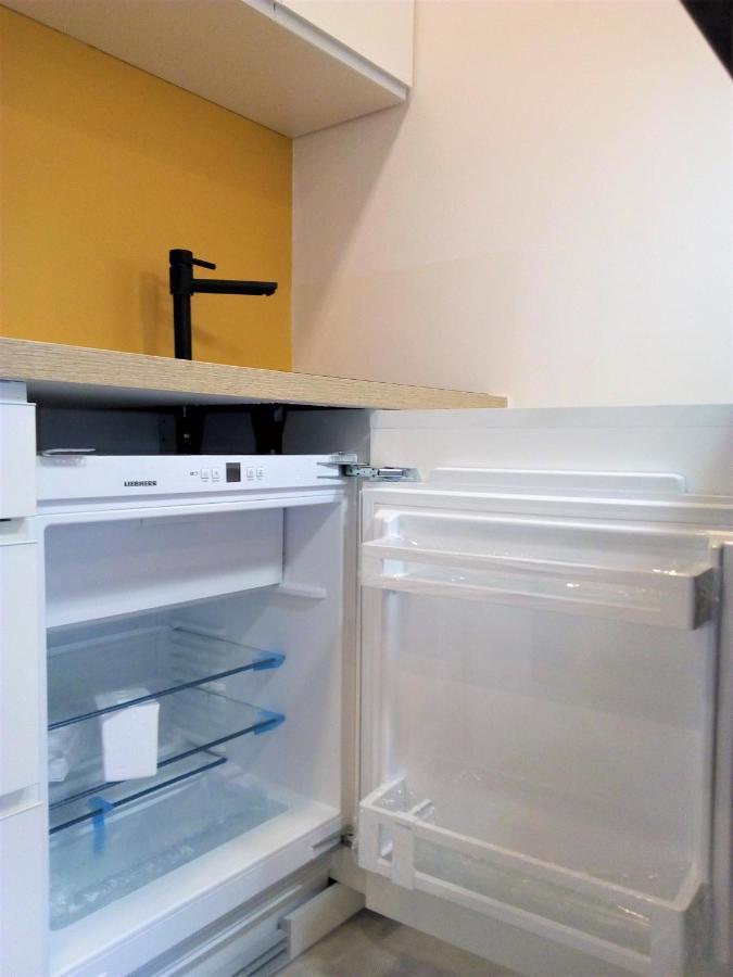 Le Petit Studio - 15 M2 - Centre Ville - Sorgue A 50 M LʼIsle-sur-la-Sorgue المظهر الخارجي الصورة