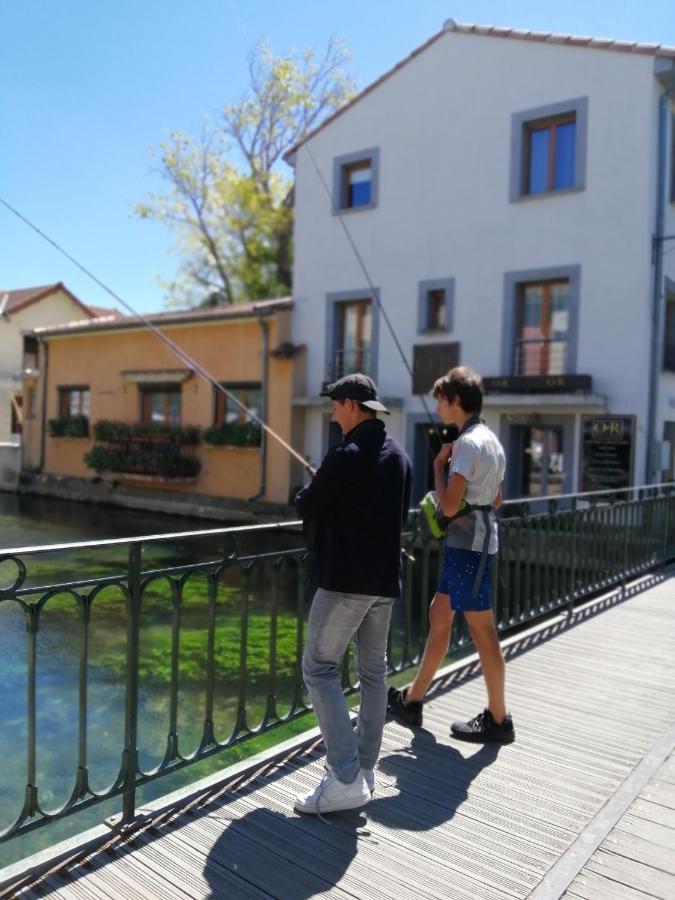 Le Petit Studio - 15 M2 - Centre Ville - Sorgue A 50 M LʼIsle-sur-la-Sorgue المظهر الخارجي الصورة